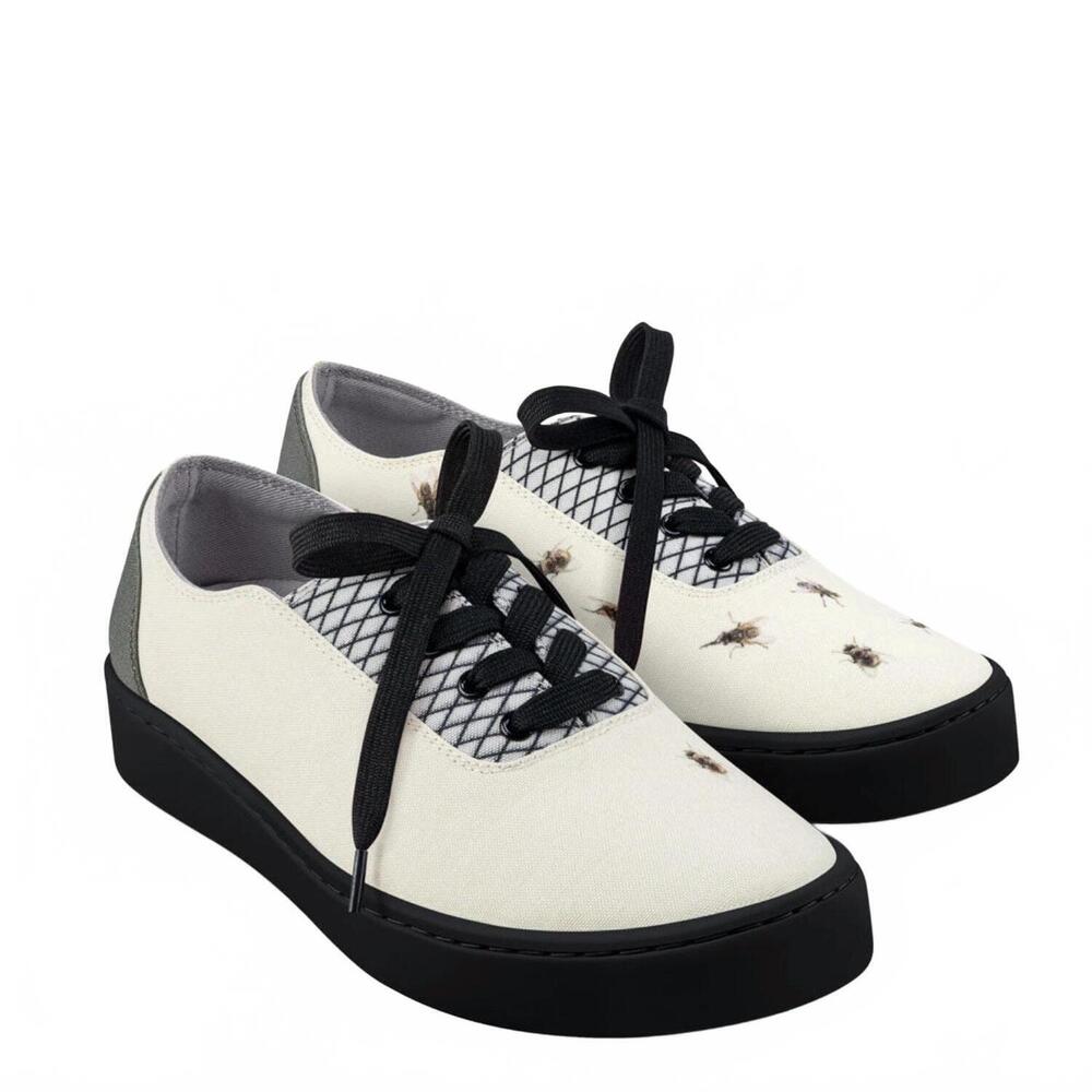 NEW HOT CHOCOLATE DESIGN women's buzzing casual sneakers in white
